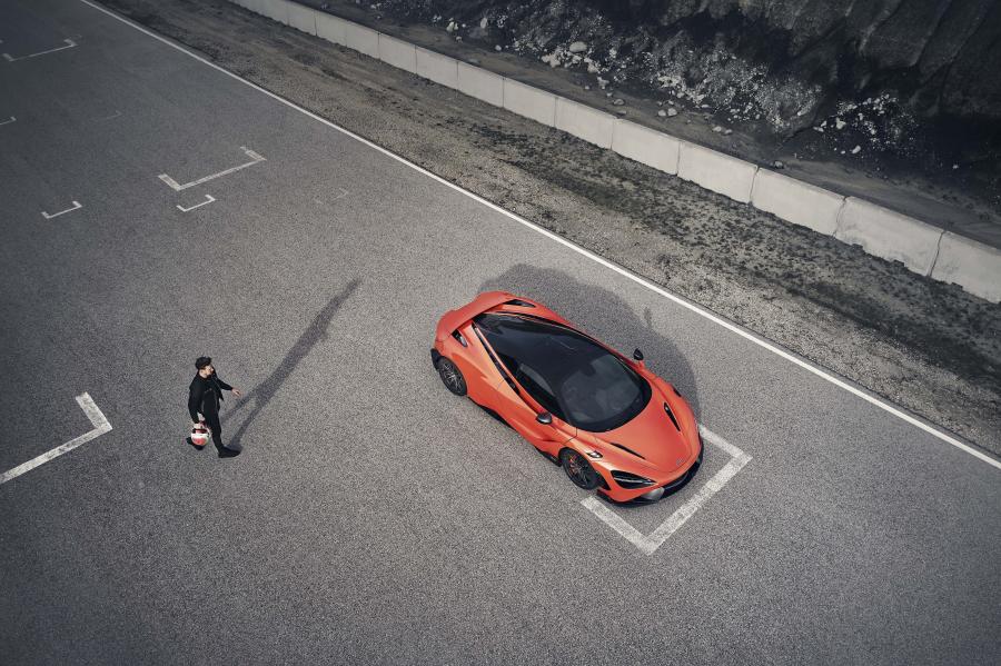  McLaren 765LT 2020 года  (UK) (фото 28 из 35)